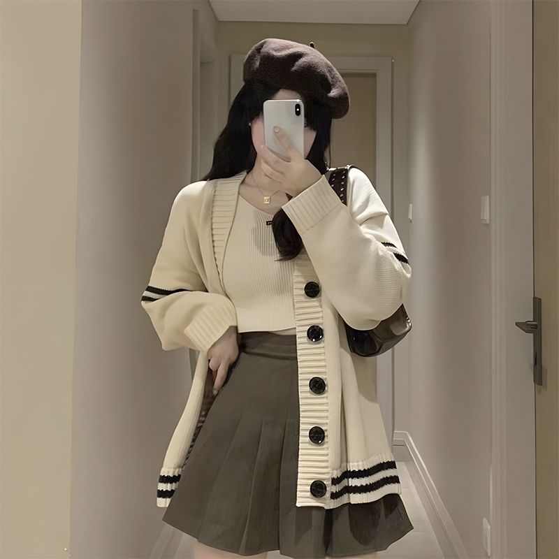 gilet femme, gilet en maille, gilet à rayures, gilet ample, gilet boutonné